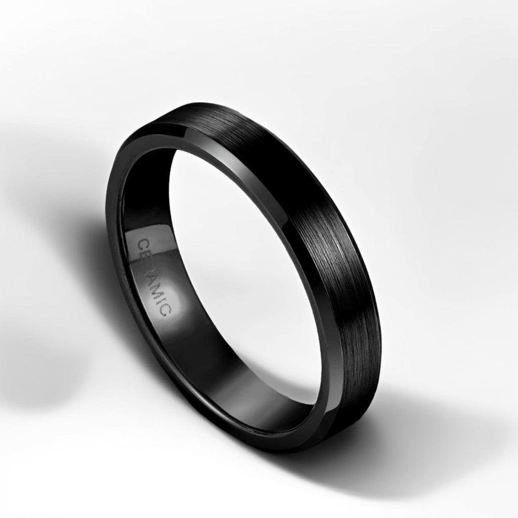 Bague Céramique Homme | Noir Brossé Biseauté - Oxior