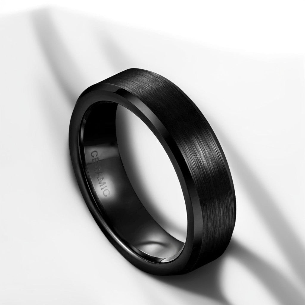 Bague Céramique Homme | Noir Brossé Biseauté - Oxior